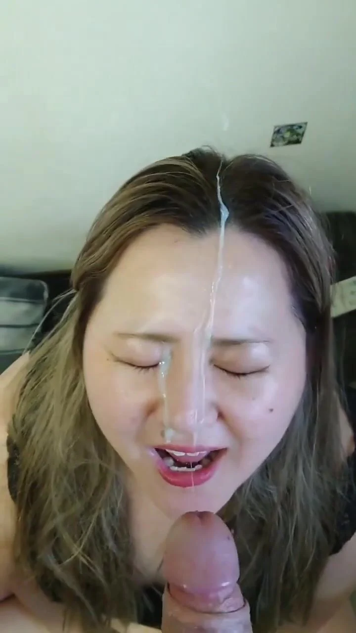Bắn tinh đầy mặt em rau mẫu ảnh chubby dâm