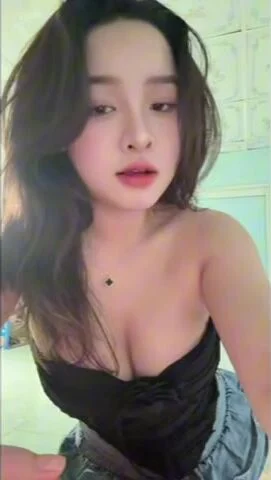 Bí mật lôi kéo bạn thân bạn trai
