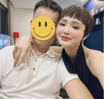 Lần đầu lộ sex đại gia với Hiền Hồ