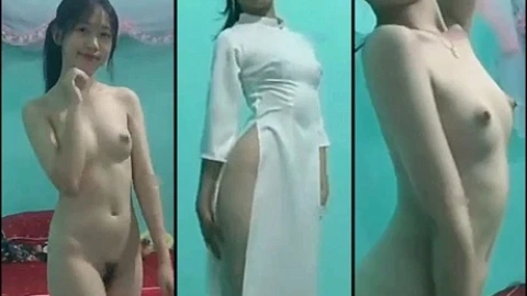 Phương Nhi chát sét mặc áo dài show vú ưỡn ẹo cho ny xem
